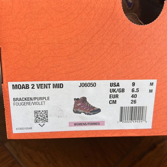 Brand new hiking boots Moab 2 Vent Mid - Picture 9 of 13